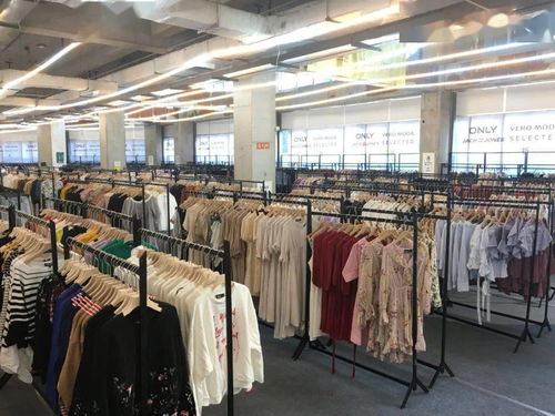 2020年北京 大兴 绫致集团 拉夏贝尔集团 马克华菲公司 联合大型特卖会,十万件货品1折起